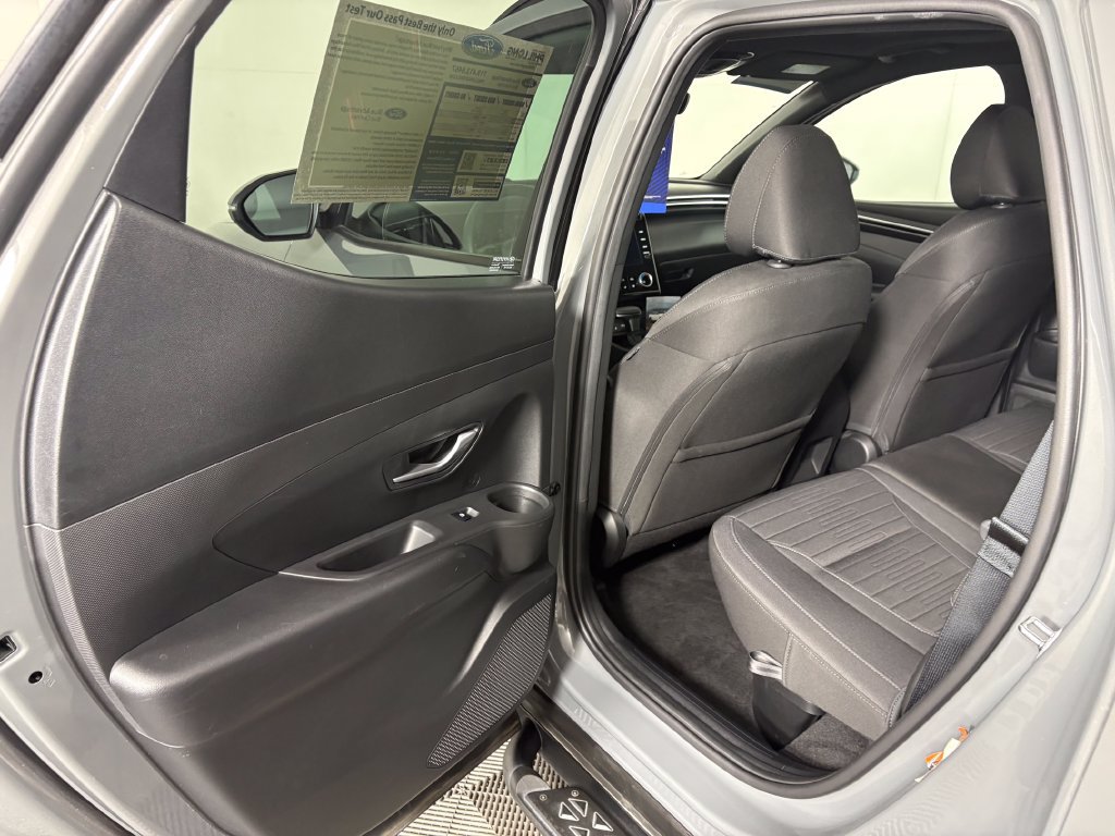 Used 2023 Hyundai Santa Cruz Night AWD/4WD image 29