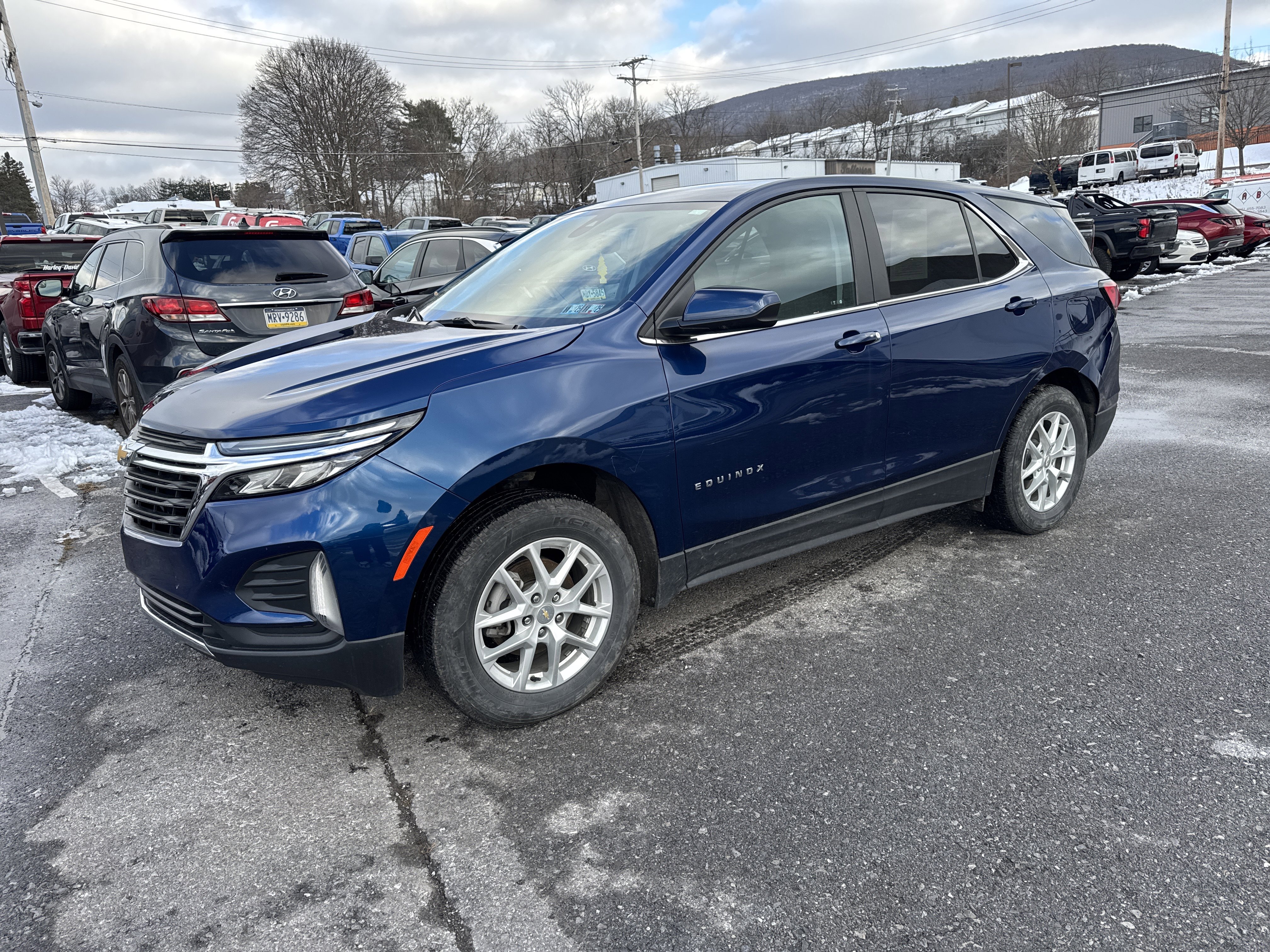 Used 2023 Chevrolet Equinox LT image 7