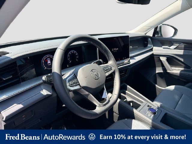 New 2025 Volkswagen Tiguan SE AWD/4WD image 7