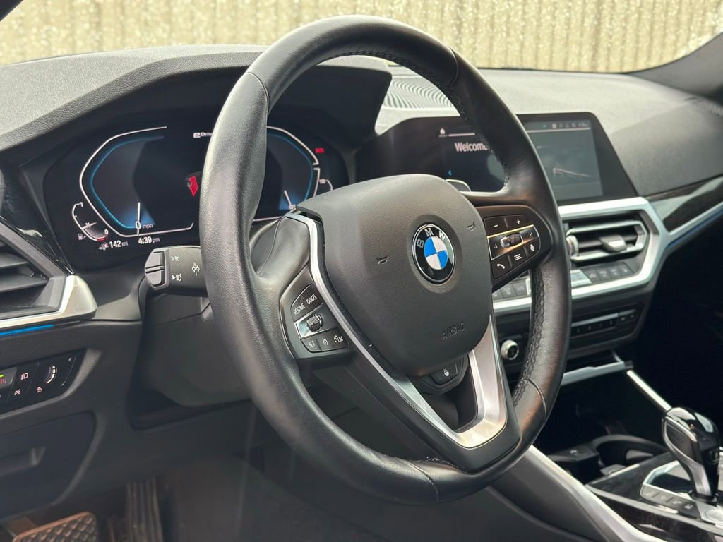 Used 2021 BMW 330e xDrive w/ Premium Package image 17