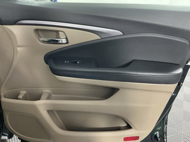 Used 2017 Honda Pilot EX-L image 13