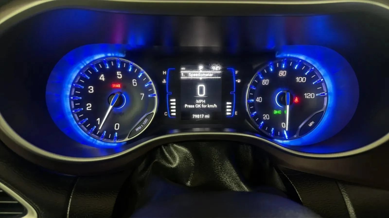 Used 2019 Chrysler Pacifica Touring-L FWD image 11