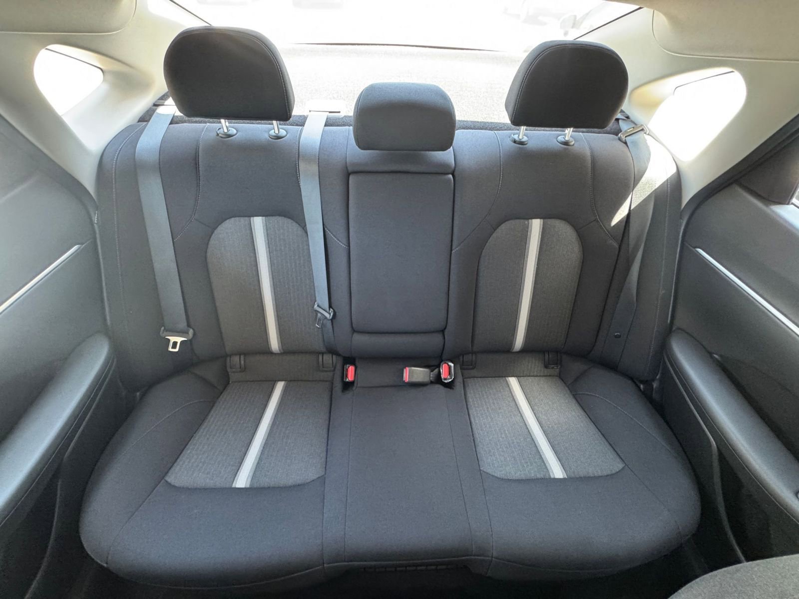 Used 2025 Hyundai Sonata SEL FWD image 38