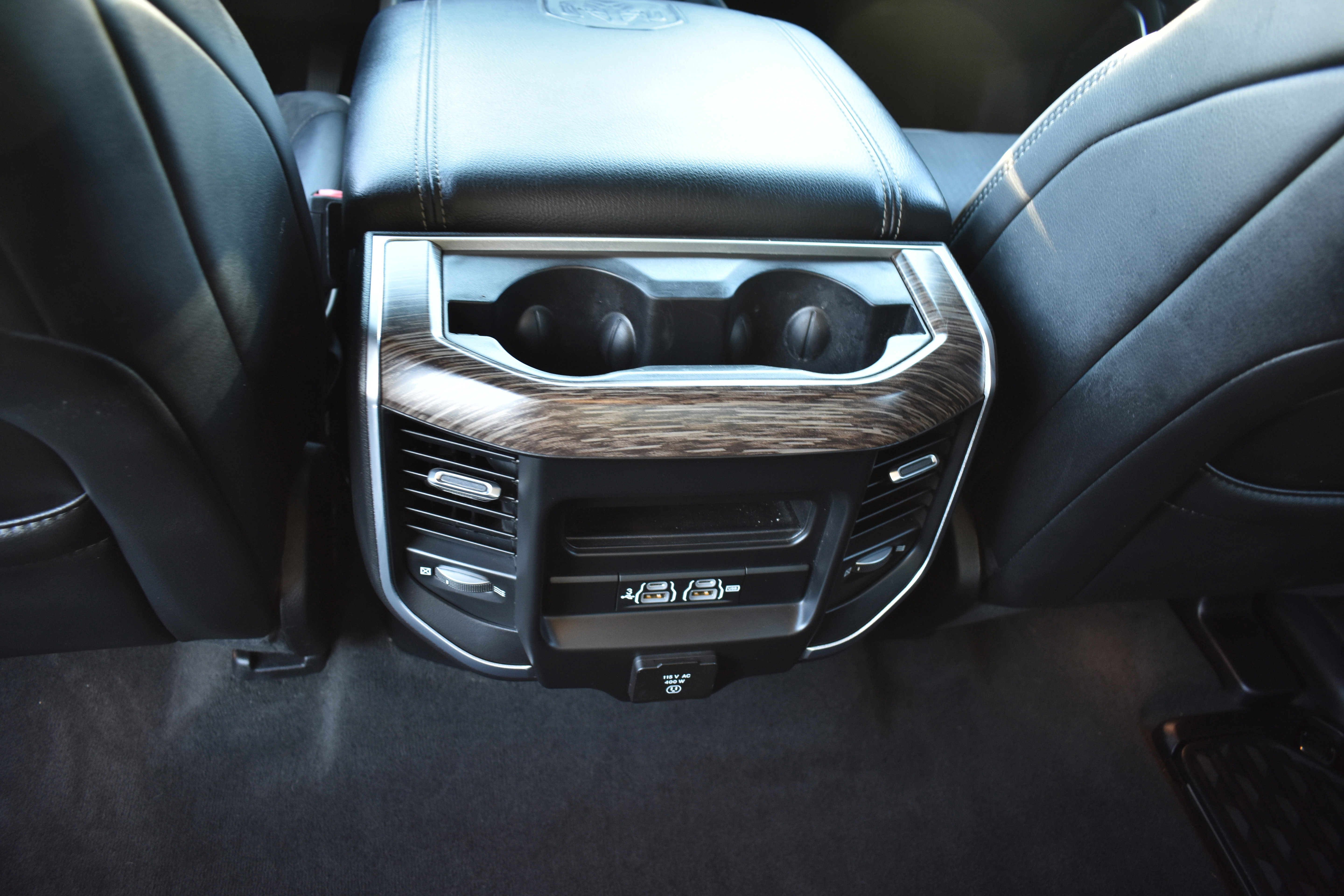 Used 2020 RAM 1500 Laramie image 29