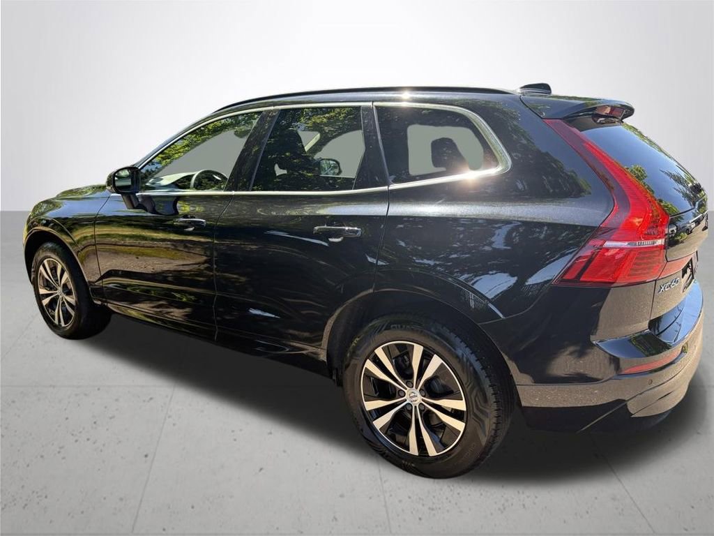 Used 2023 Volvo XC60 B5 Core FWD image 7