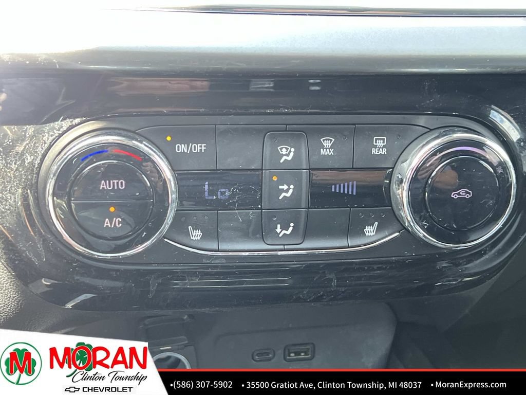 Certified 2024 Chevrolet Trax LT w/ Driver Confidence Package FWD image 22