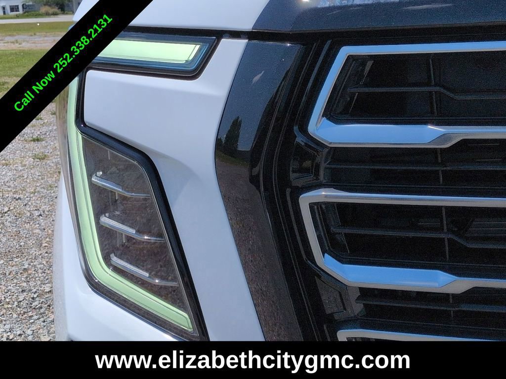 New 2026 GMC Yukon XL AT4 w/ AT4 Premium Package AWD/4WD image 10