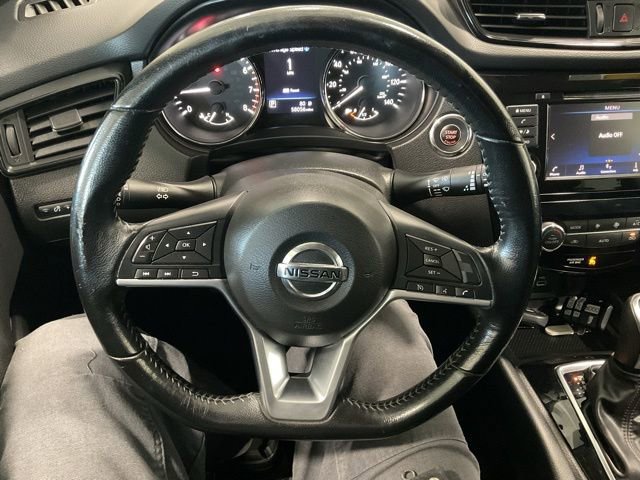 Used 2020 Nissan Rogue SV image 13