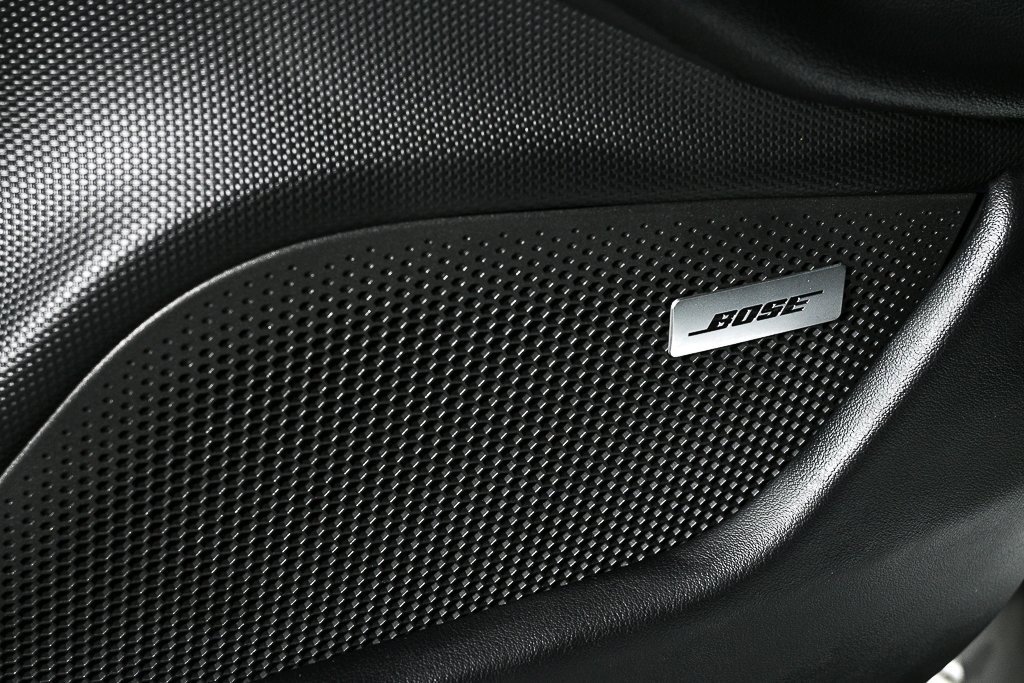 Certified 2025 Porsche Taycan image 7