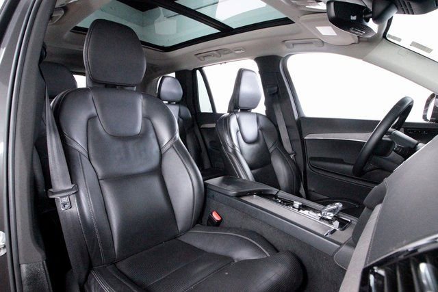 Certified 2023 Volvo XC90 B6 Ultimate w/ Protection Package Premier image 21
