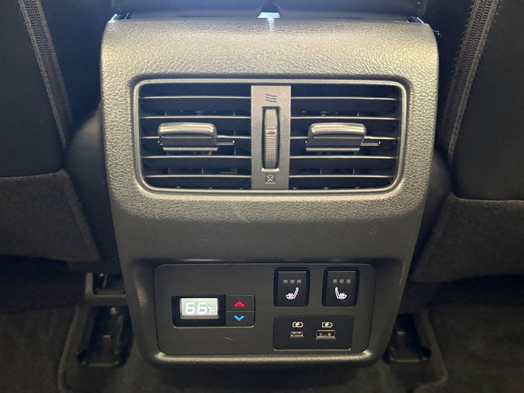 Used 2023 Nissan Rogue Platinum w/ Platinum Premium Package FWD image 26