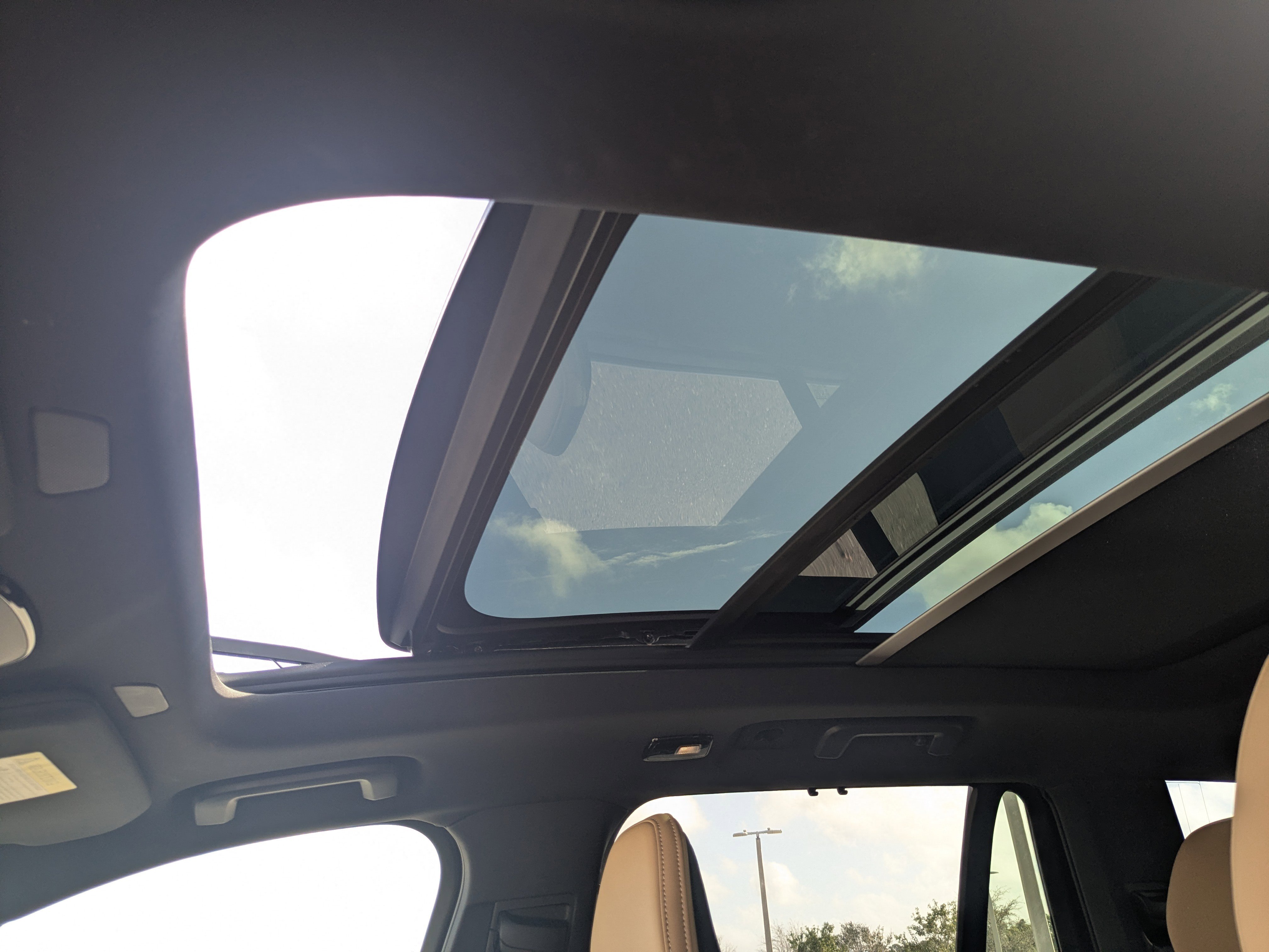 Used 2025 Volvo XC90 B6 Ultra w/ Protection Package Premier AWD/4WD image 26