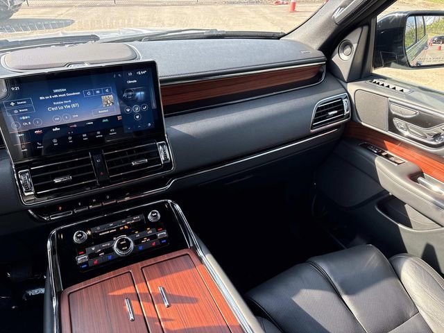 Certified 2024 Lincoln Navigator Reserve image 15