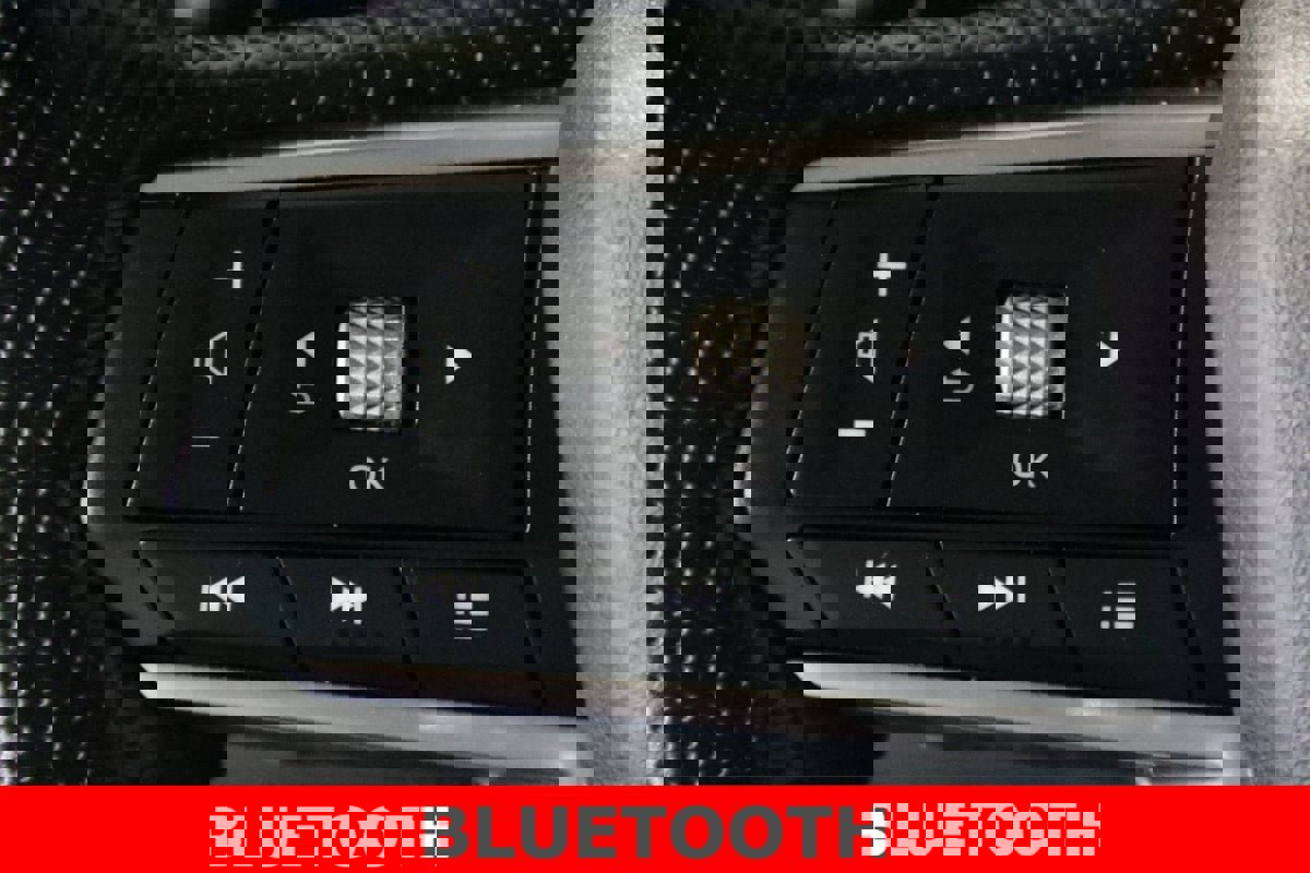 Used 2024 Mitsubishi Outlander 4WD Plug-In Hybrid image 18