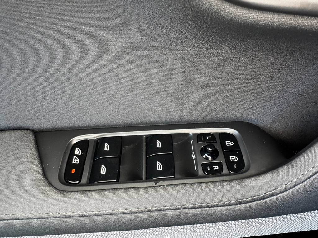 Used 2024 Polestar Polestar 2 AWD/4WD image 11