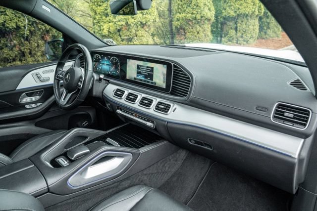 Used 2023 Mercedes-Benz GLS 450 4MATIC w/ AMG Line Exterior image 27
