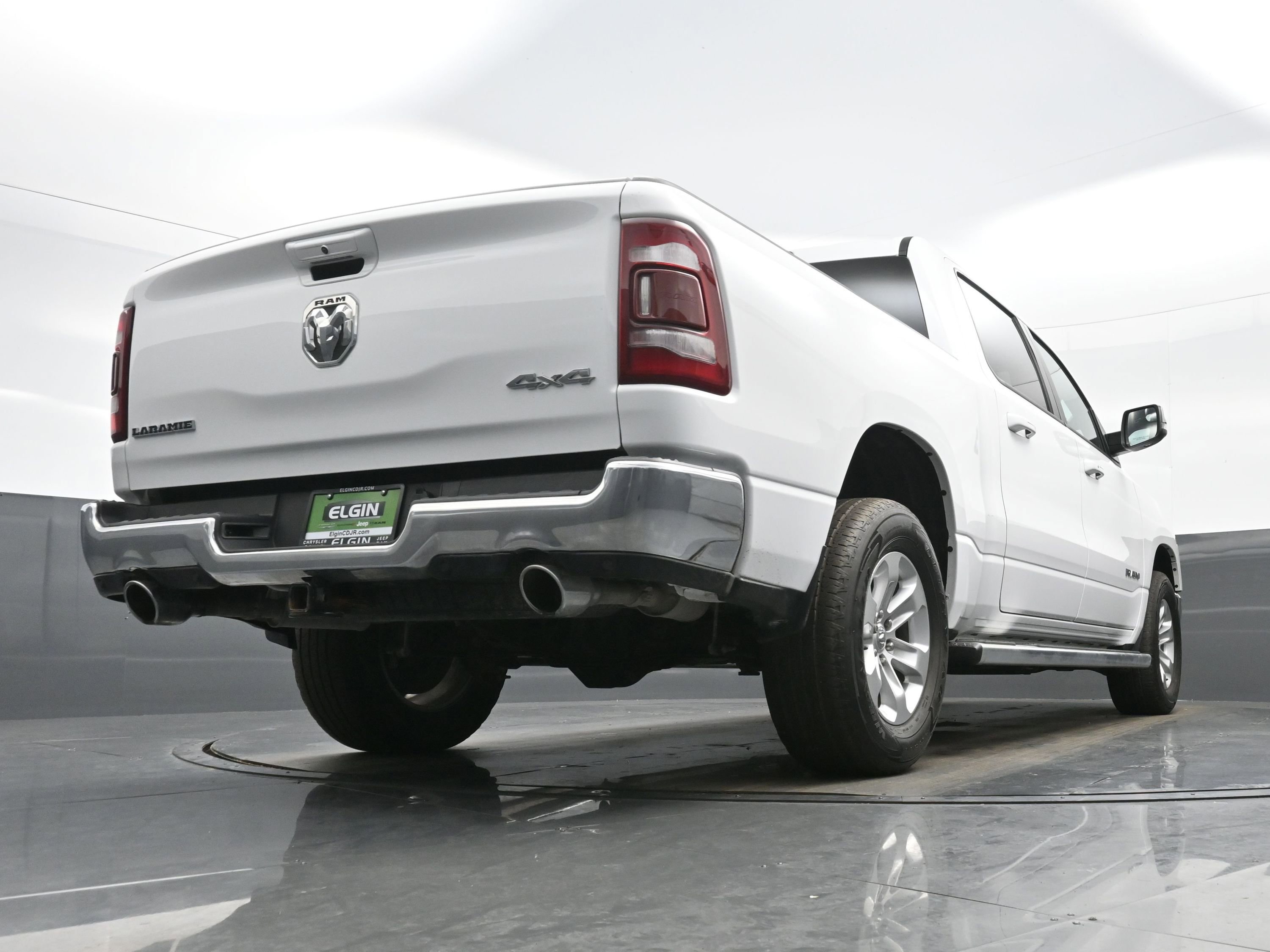 Used 2023 RAM 1500 Laramie AWD/4WD image 30