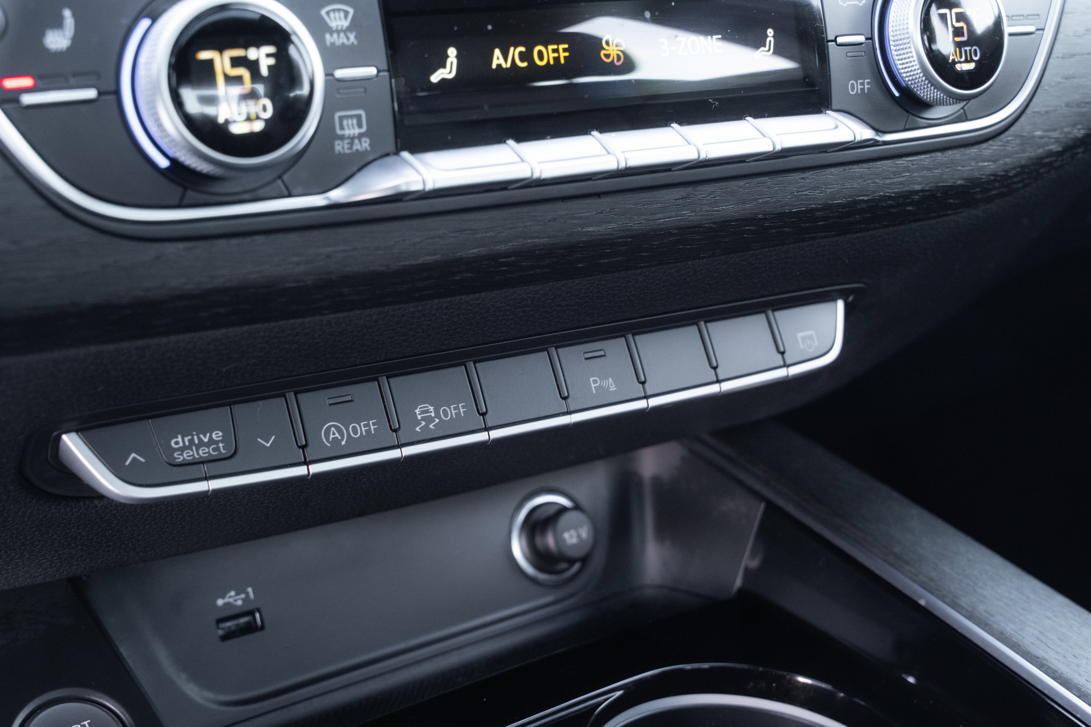 Certified 2022 Audi A4 2.0T Premium Plus w/ Premium Plus Package image 14