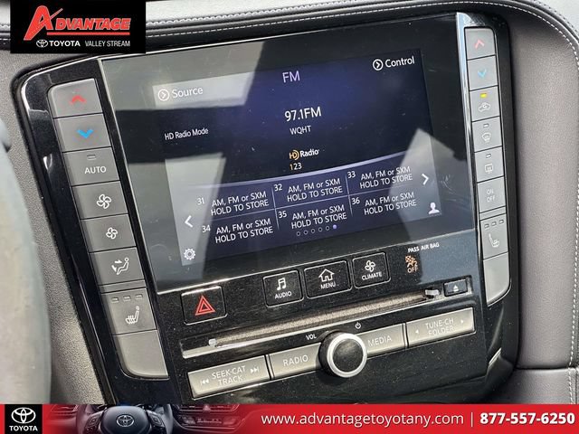 Used 2019 INFINITI QX50 Luxe w/ Navigation Package AWD/4WD image 34