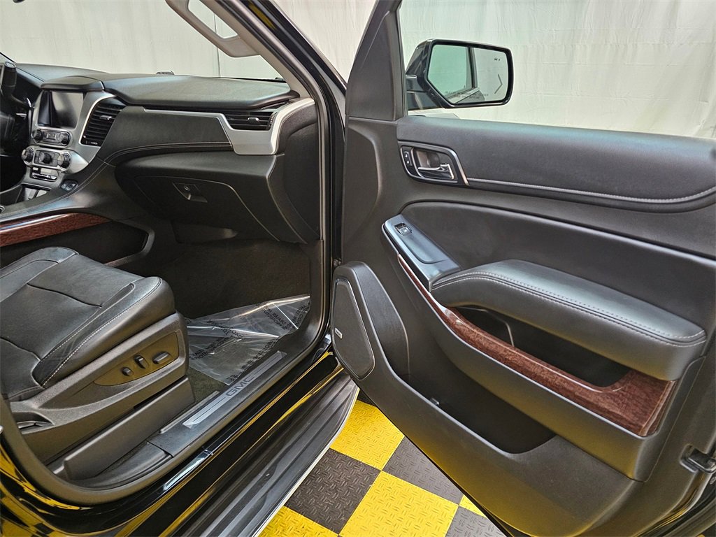 Used 2017 GMC Yukon SLT w/ Open Road Package image 13