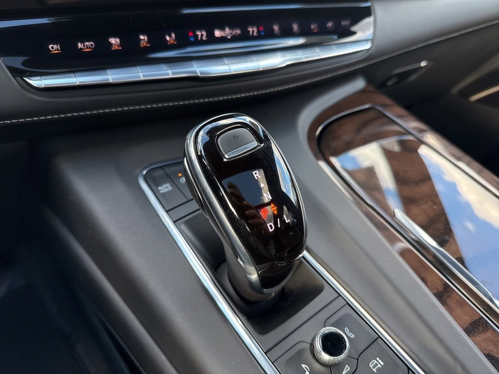 Used 2021 Cadillac Escalade ESV Sport Platinum w/ LPO, ONYX Package image 19