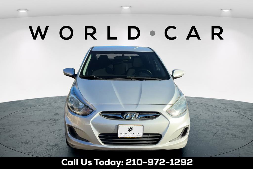 Used 2014 Hyundai Accent GS image 2