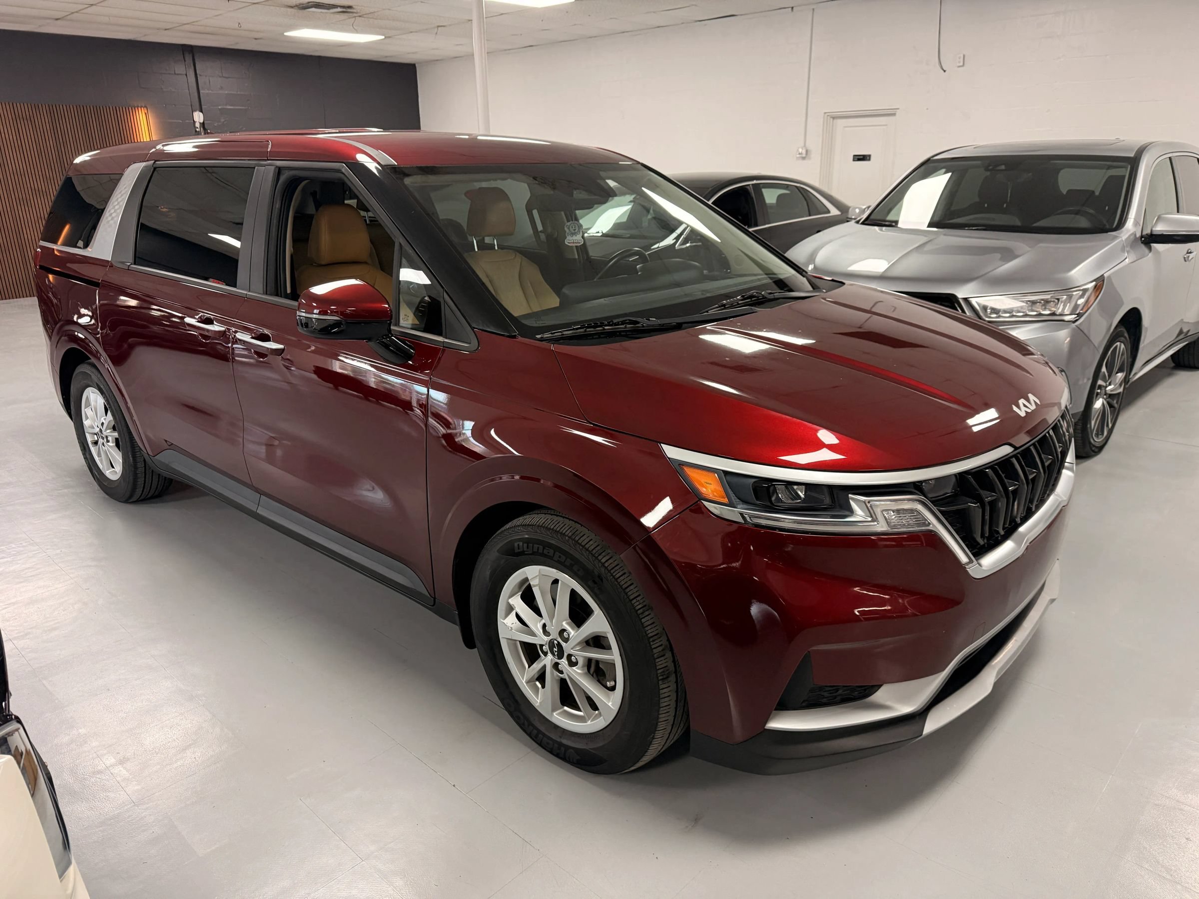 Used 2022 Kia Carnival LX