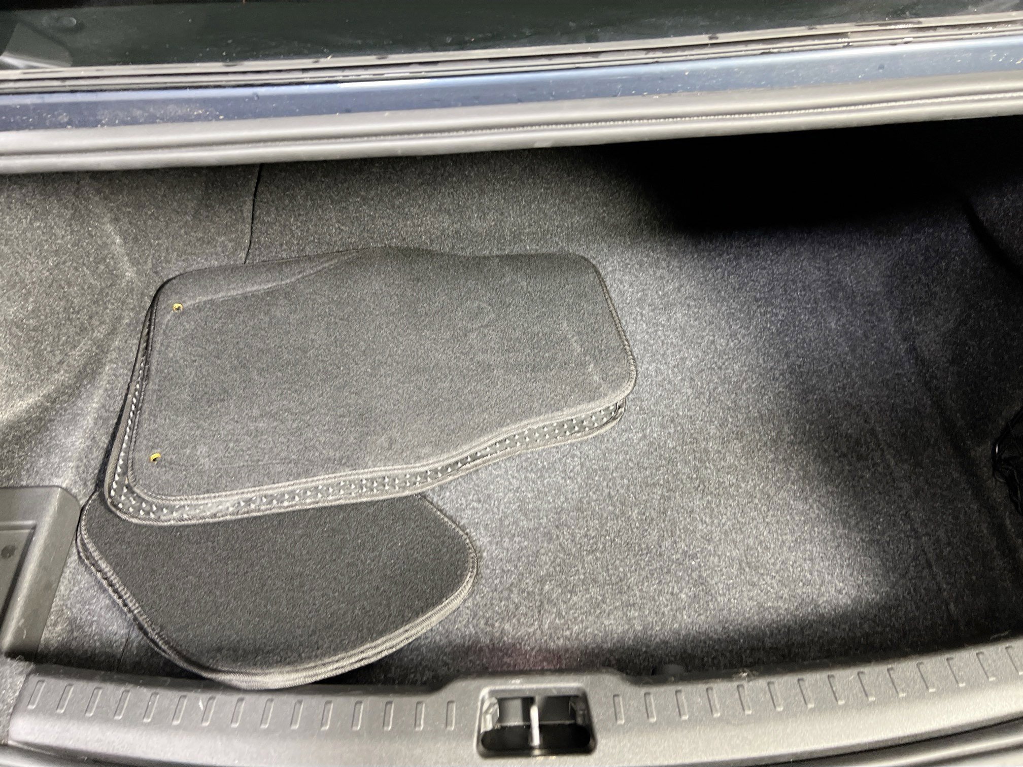 Used 2023 Volvo S60 B5 Ultimate w/ Climate Package image 28