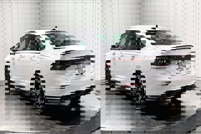 Used 2024 Honda Accord Sport image 12