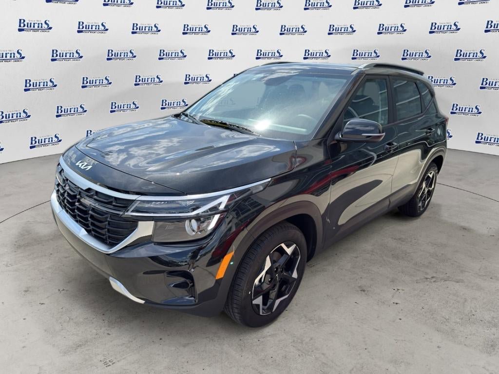 New 2026 Kia Seltos S FWD image 3