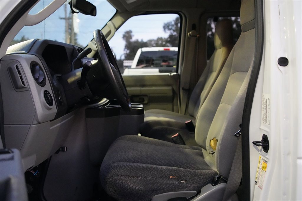 Used 2014 Ford E-350 and Econoline 350 XL w/ Interior Upgrade Package RWD image 13