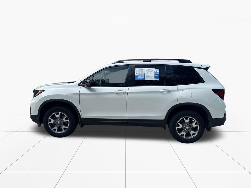 Used 2023 Honda Passport TrailSport image 4