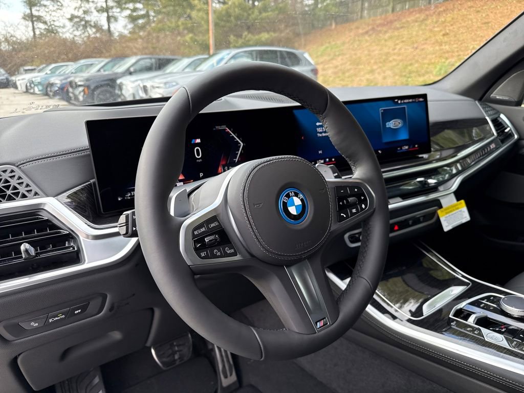New 2026 BMW X5 xDrive50e w/ M Sport Package image 13