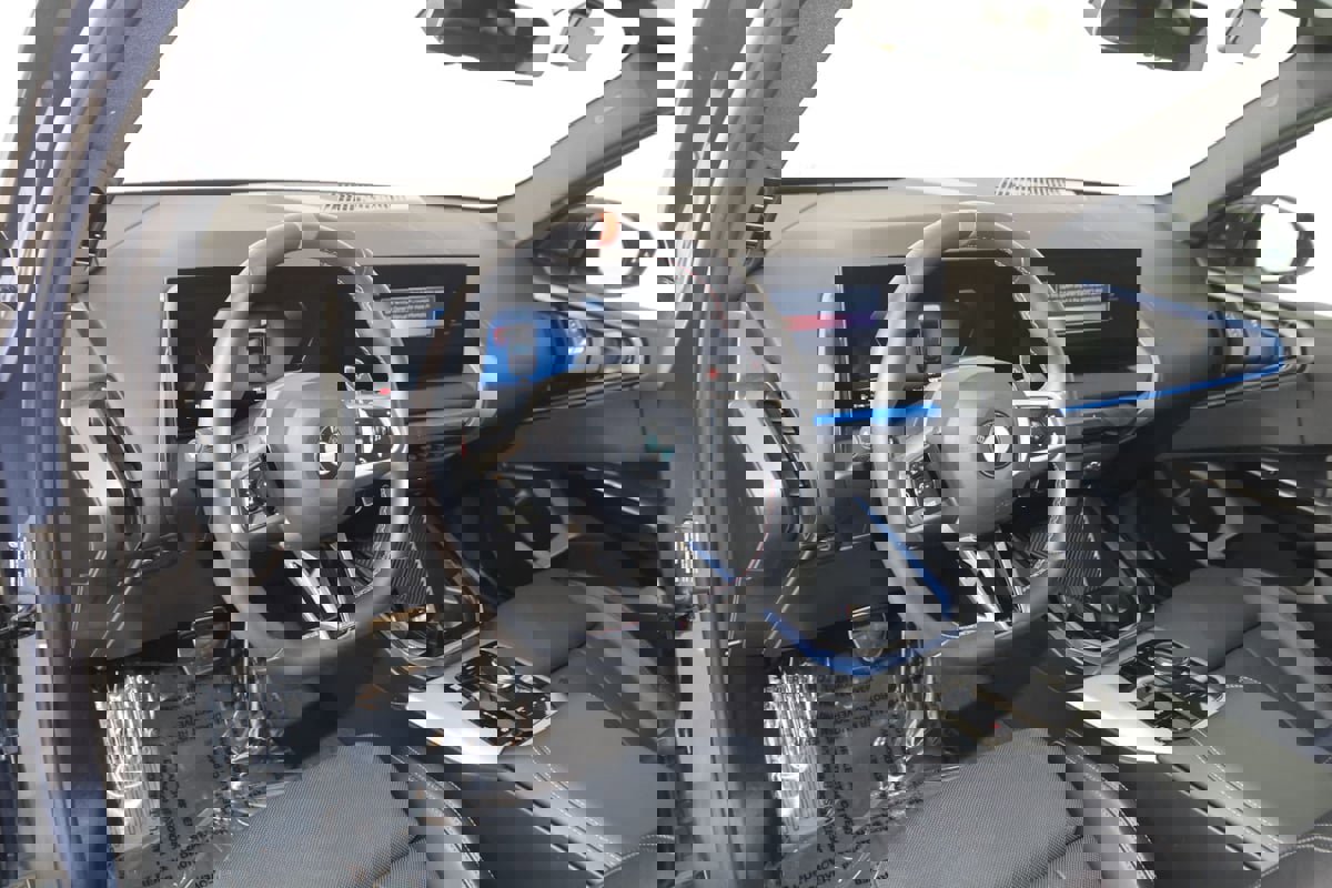 Used 2025 BMW X3 M50 w/ M Sport Professional Package AWD/4WD image 31