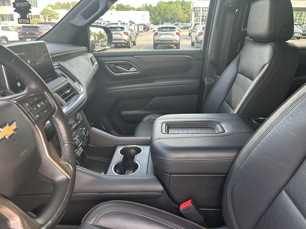 Used 2022 Chevrolet Tahoe High Country AWD/4WD image 9