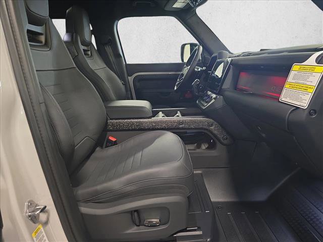New 2026 Land Rover Defender 110 OCTA image 10