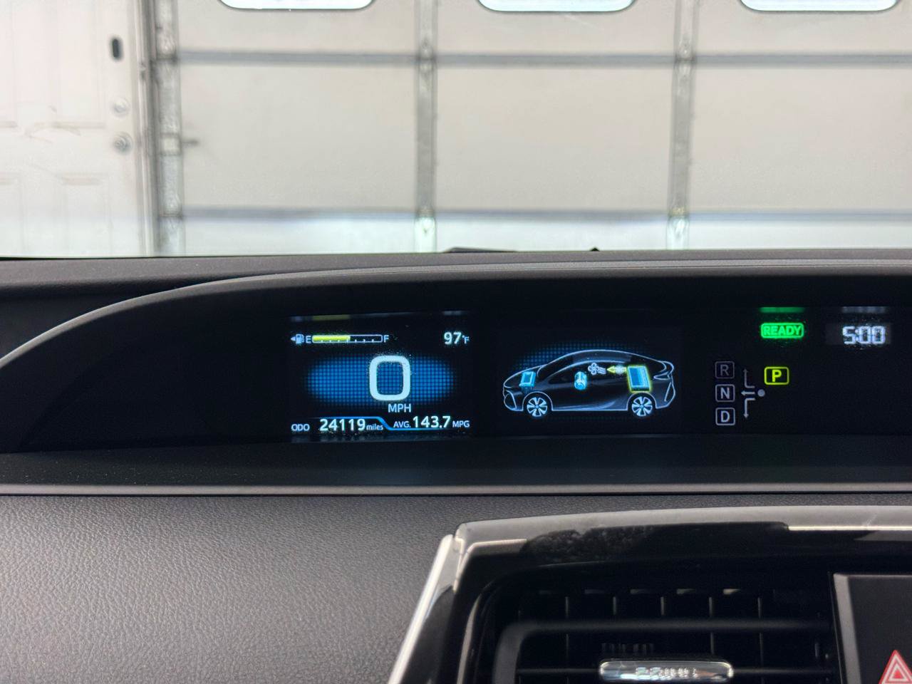 Used 2022 Toyota Prius Prime LE FWD image 25