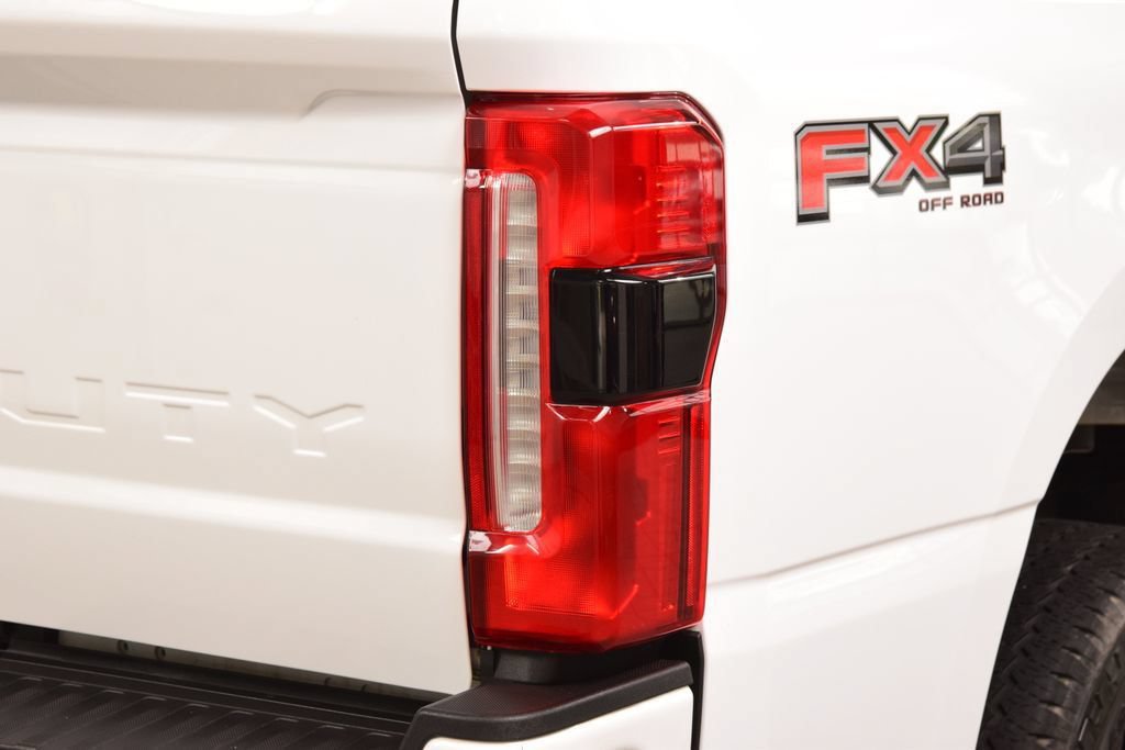 Used 2024 Ford F250 XL w/ STX Appearance Package AWD/4WD image 12