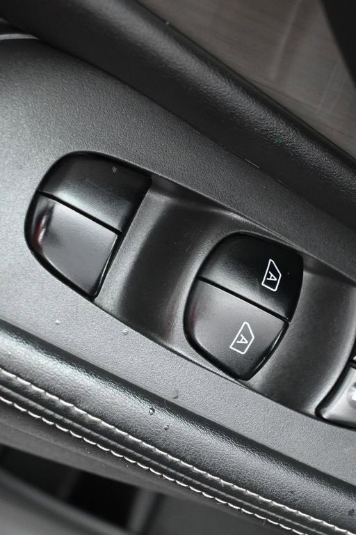 Used 2016 Nissan Murano SV image 14