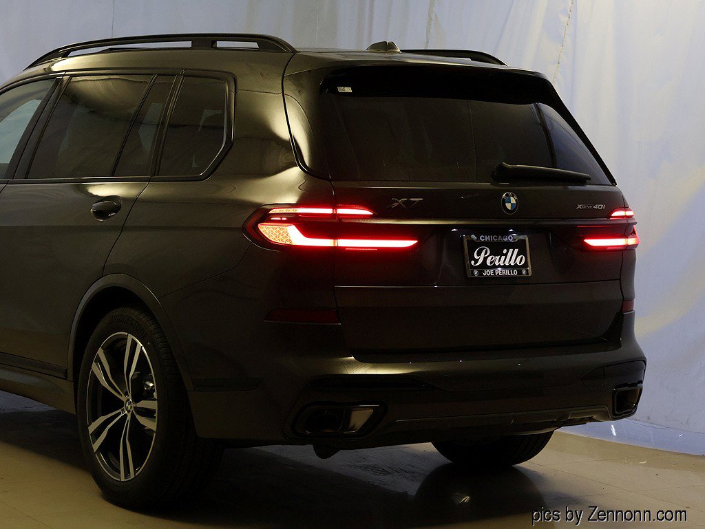 New 2027 BMW X7 xDrive40i w/ M Sport Package AWD/4WD image 8