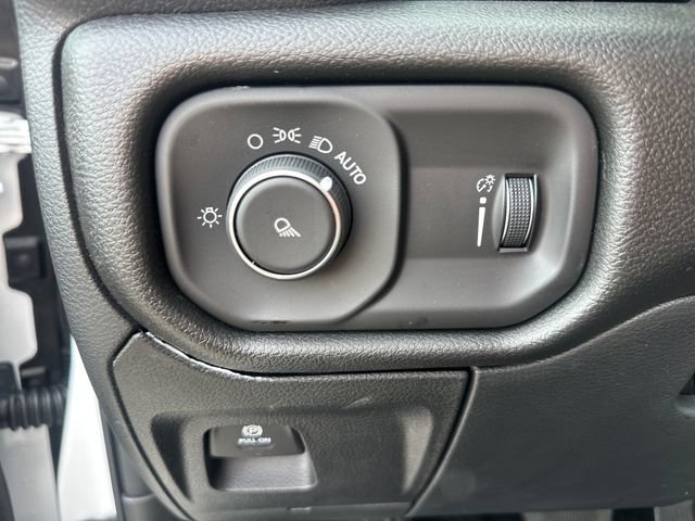 New 2026 RAM 1500 Tradesman AWD/4WD image 18