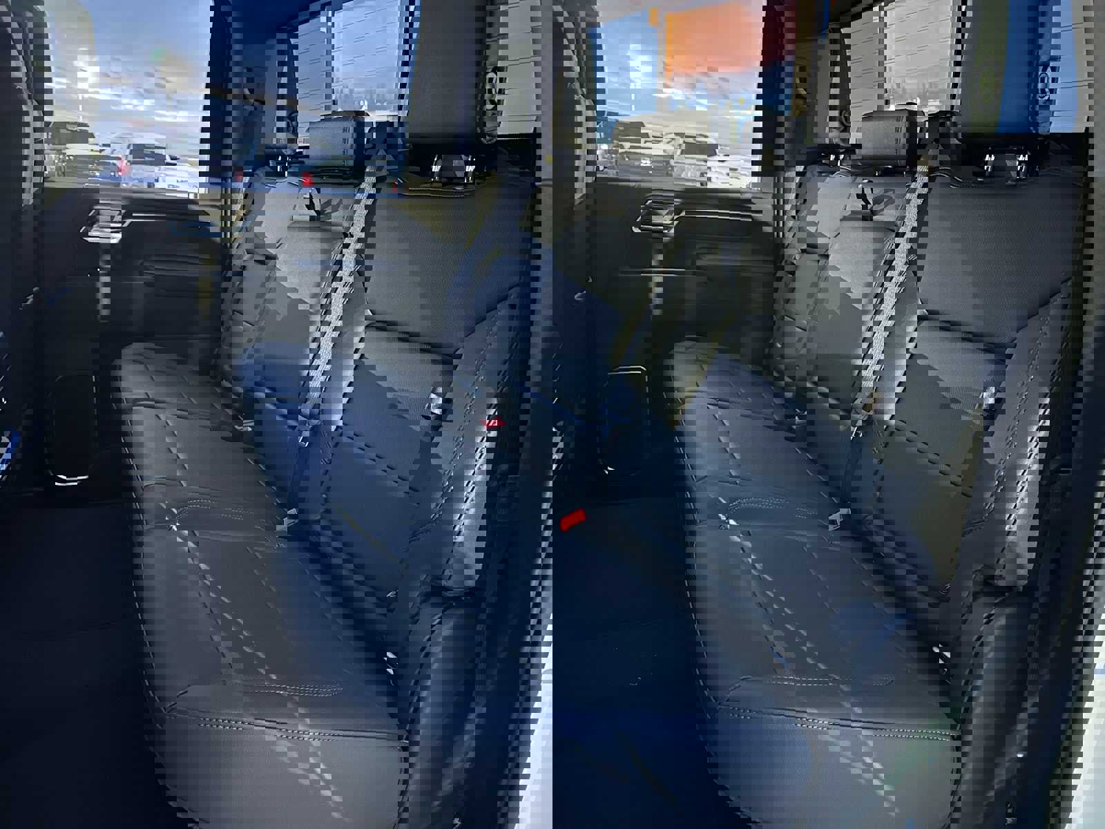 New 2026 GMC Sierra 2500 SLT w/ SLT Convenience Package image 17