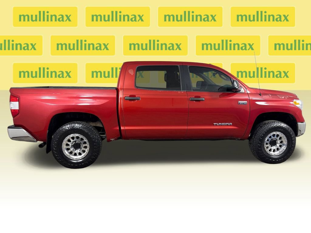 Used 2015 Toyota Tundra SR5 w/ SR5 Upgrade Package image 4