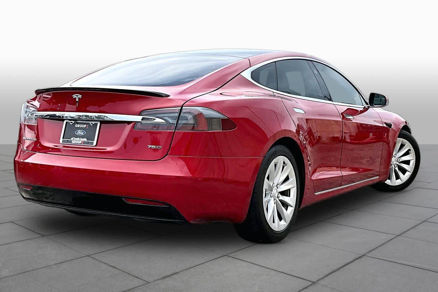 Used 2017 Tesla Model S 75D AWD/4WD image 12