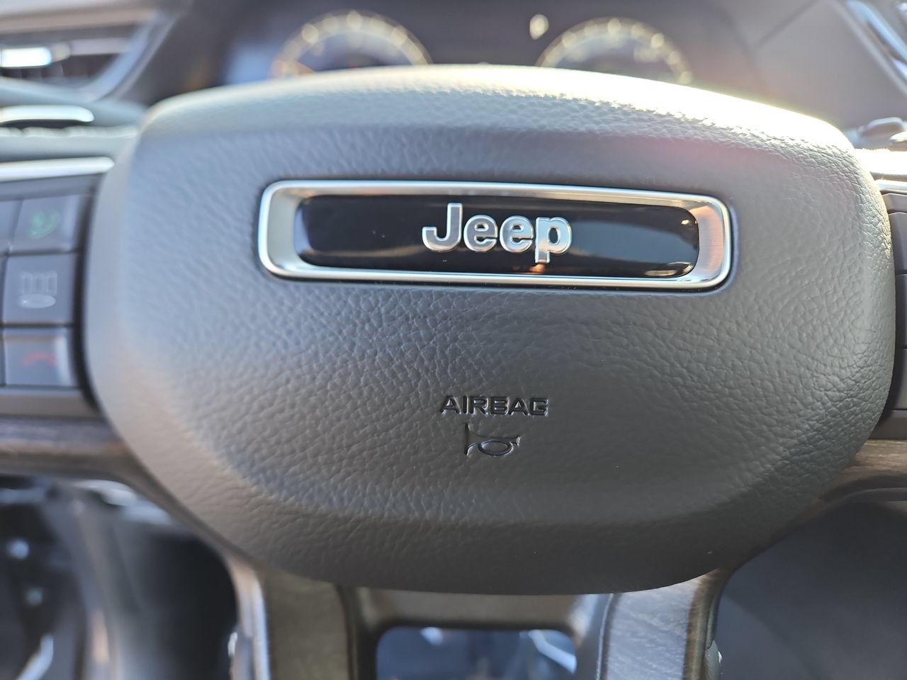 New 2026 Jeep Grand Cherokee Altitude AWD/4WD image 22
