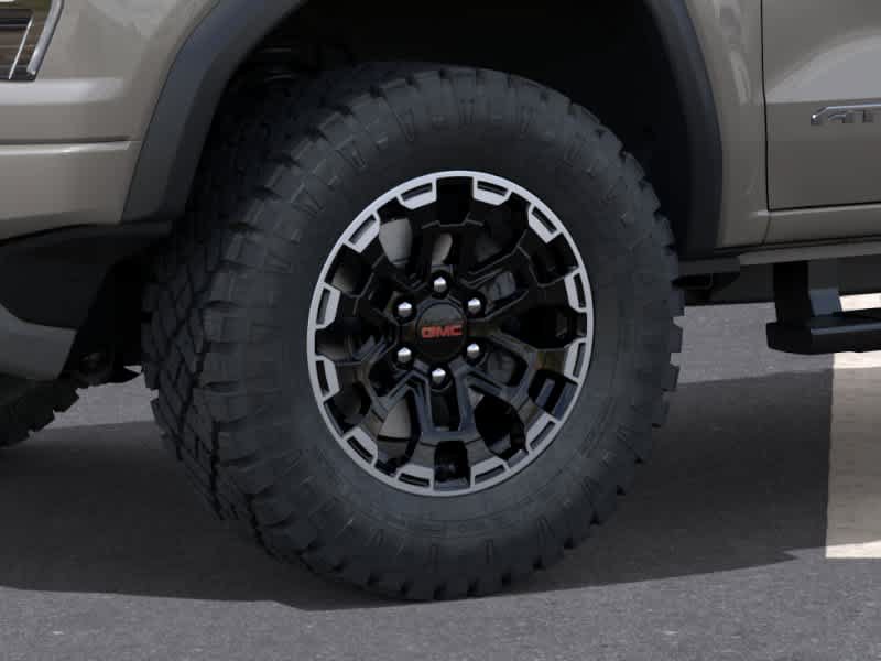 New 2026 GMC Canyon AT4 w/ AT4 Premium Package AWD/4WD image 9