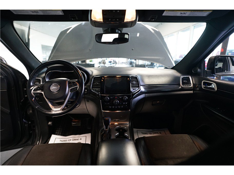 Used 2019 Jeep Grand Cherokee Altitude image 13