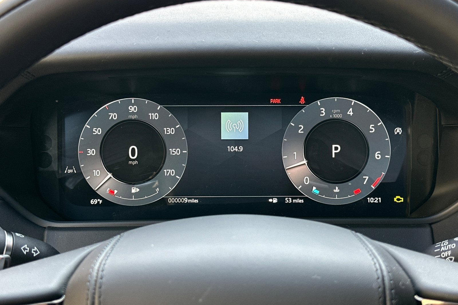 New 2026 Land Rover Range Rover Velar Dynamic SE image 30