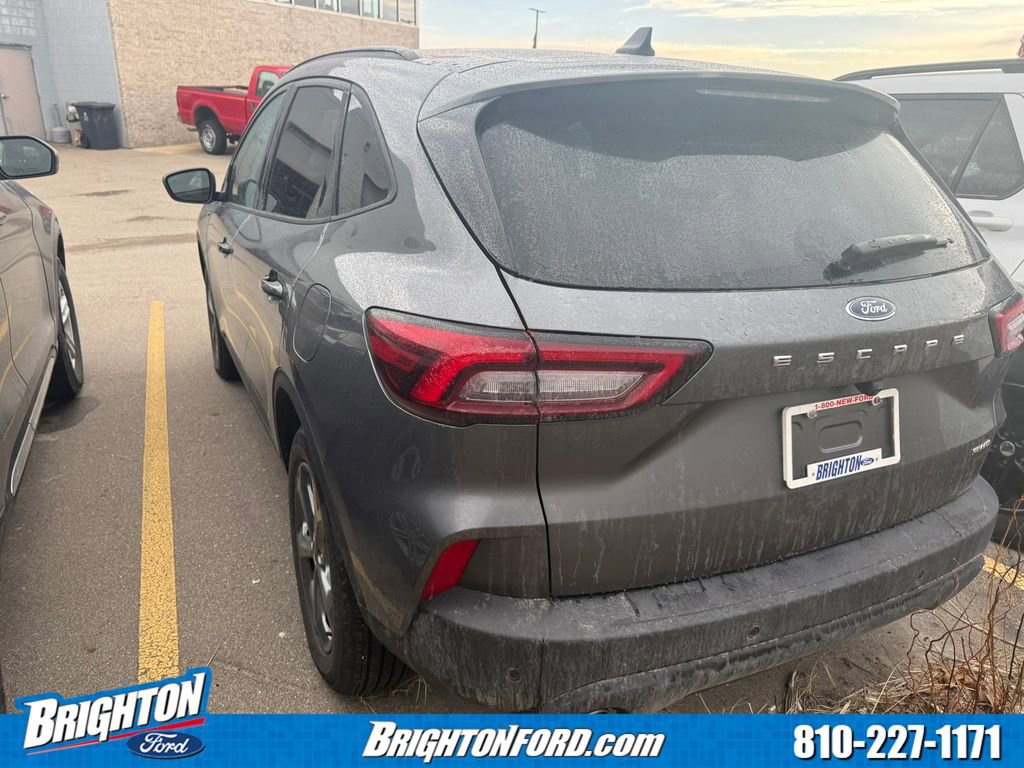 Certified 2025 Ford Escape ST-Line w/ Tech Pack #1 image 7