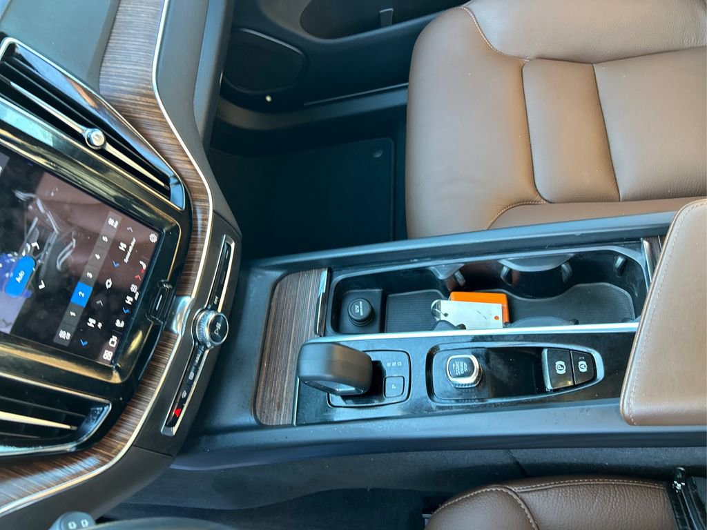 Used 2023 Volvo XC60 B5 Plus w/ Climate Package image 15